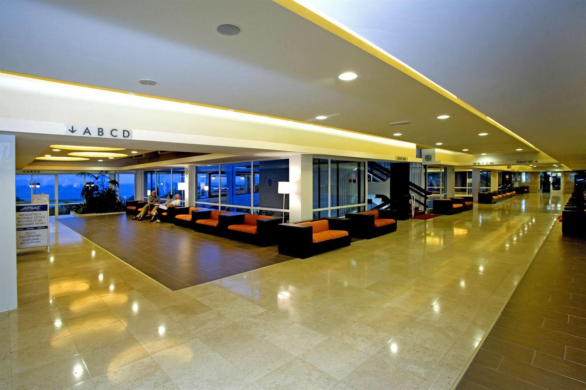 Hotel Delfin Plava Laguna Mugeba Ngoại thất bức ảnh