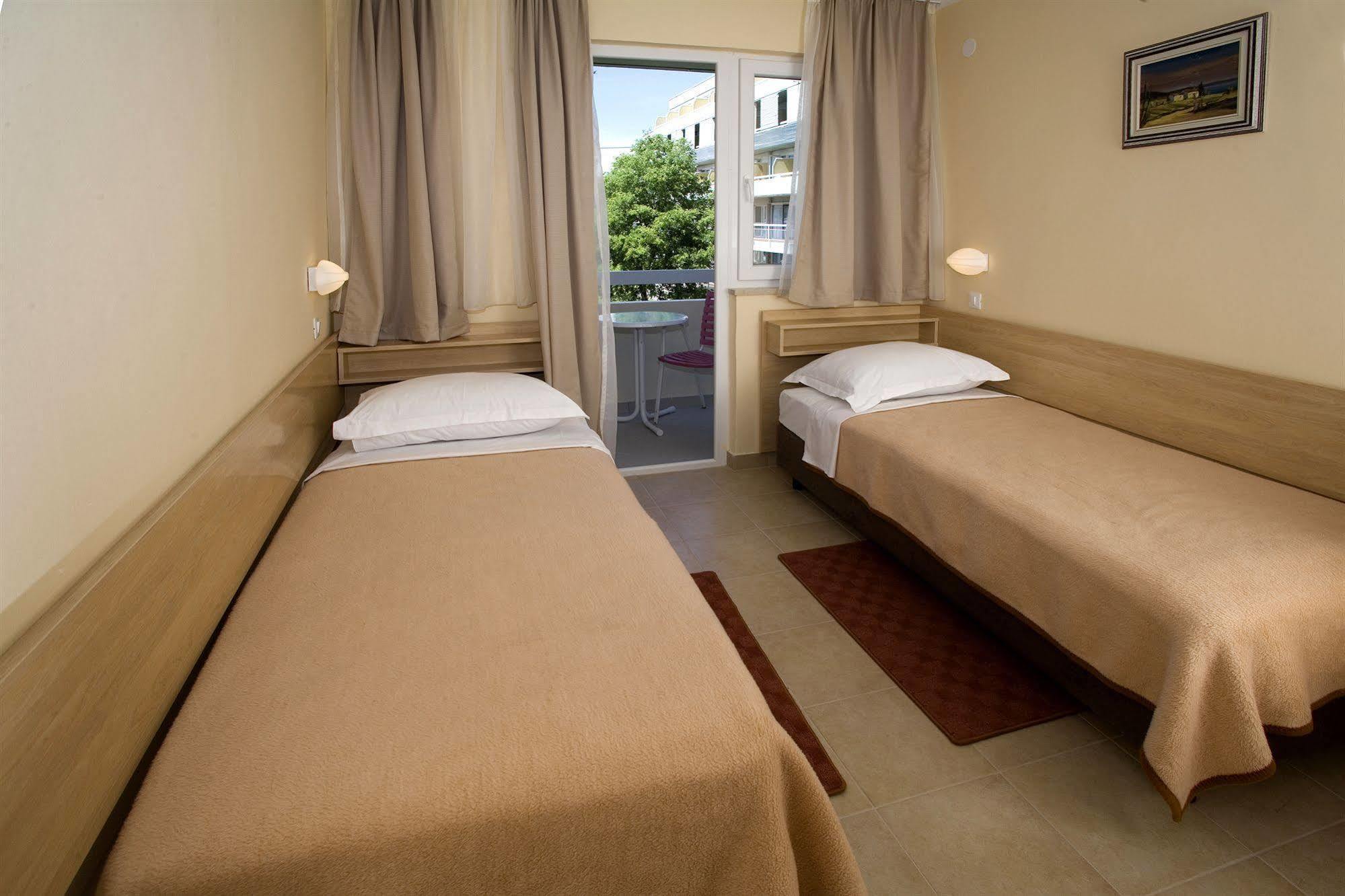 Hotel Delfin Plava Laguna Mugeba Phòng bức ảnh