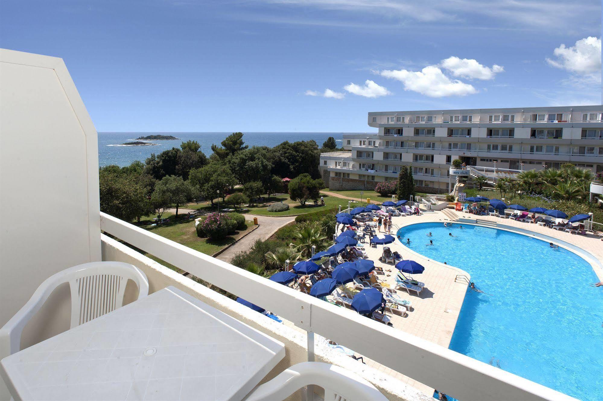 Hotel Delfin Plava Laguna Mugeba Ngoại thất bức ảnh